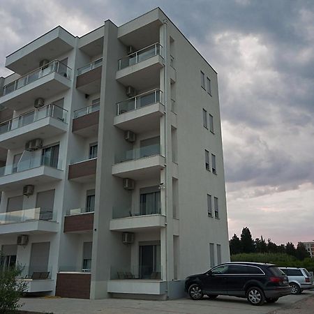 אולסינץ' Apartments Jasmina מראה חיצוני תמונה