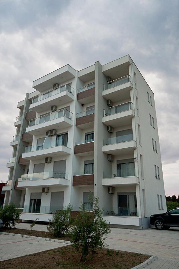 אולסינץ' Apartments Jasmina מראה חיצוני תמונה