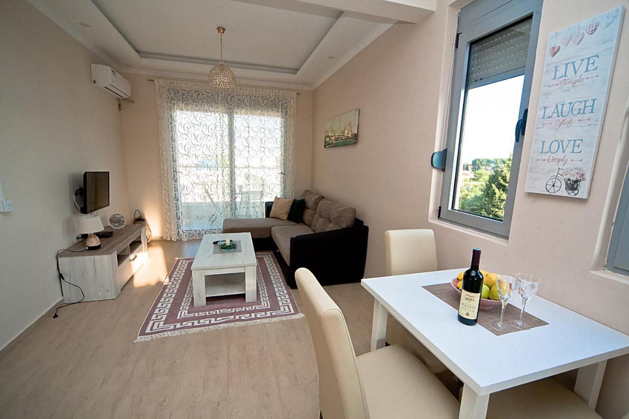 אולסינץ' Apartments Jasmina מראה חיצוני תמונה