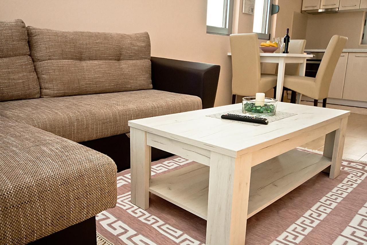אולסינץ' Apartments Jasmina מראה חיצוני תמונה